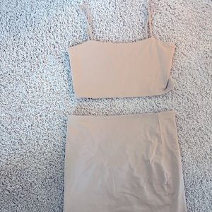 Two piece skirt set